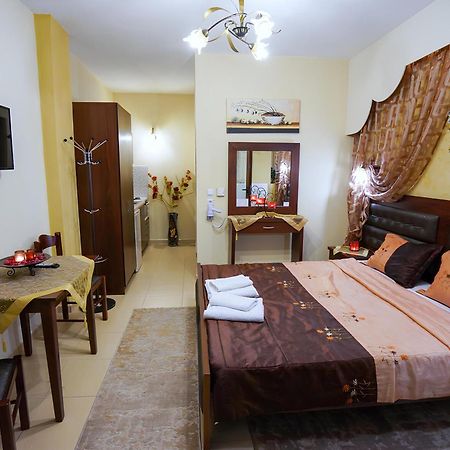 فندق Relax Pozar Káto Loutrákion المظهر الخارجي الصورة